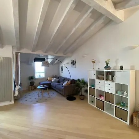公寓 Casa Aleramo 阿拉西奥